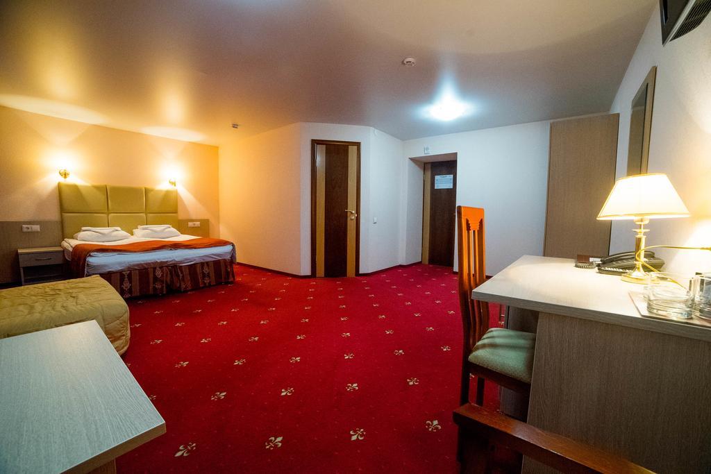Amaks Vizit Hotel Γόμελ Εξωτερικό φωτογραφία